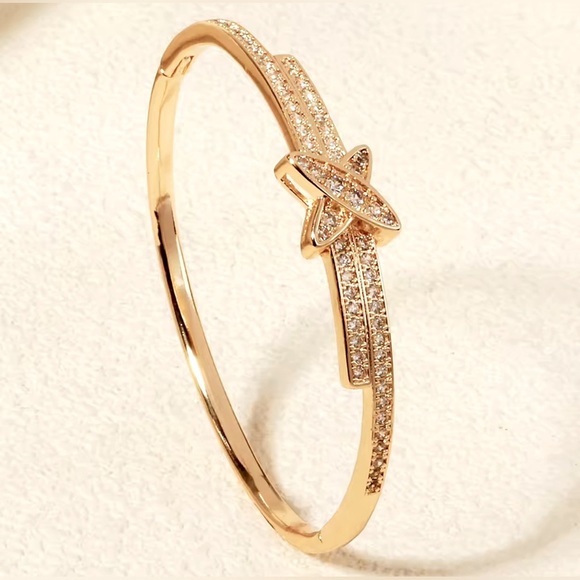 18K Gold X Criss Cross Link Bracelet Bangle Pave Diamond Inlay Inspired Stacking - Picture 2 of 6